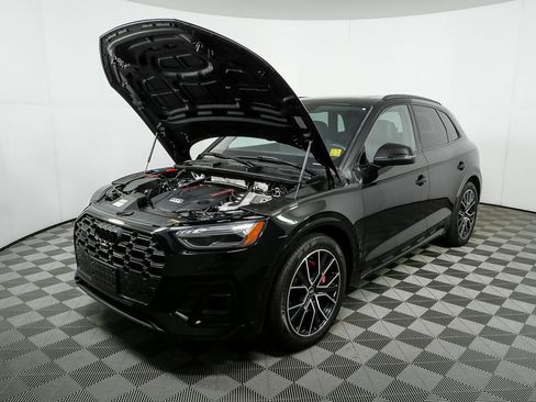 Used 2023 Audi SQ5 Prestige w/ Prestige Package image 34
