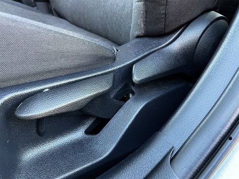 Used 2025 Toyota Camry LE image 23