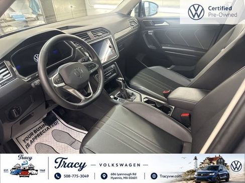 Certified 2023 Volkswagen Tiguan SE w/ Panoramic Sunroof Package AWD/4WD image 6