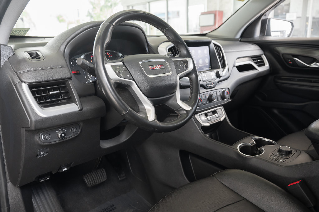 Used 2023 GMC Terrain SLT AWD/4WD image 19