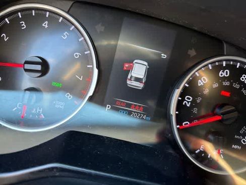 Used 2021 Toyota RAV4 XLE image 8