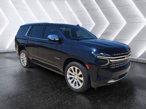 Used 2022 Chevrolet Tahoe Premier w/ Premium Package 2 RWD image 3