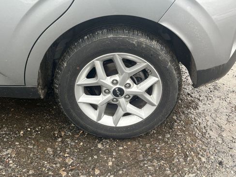 Used 2025 Kia Soul LX w/ LX Technology Package image 27