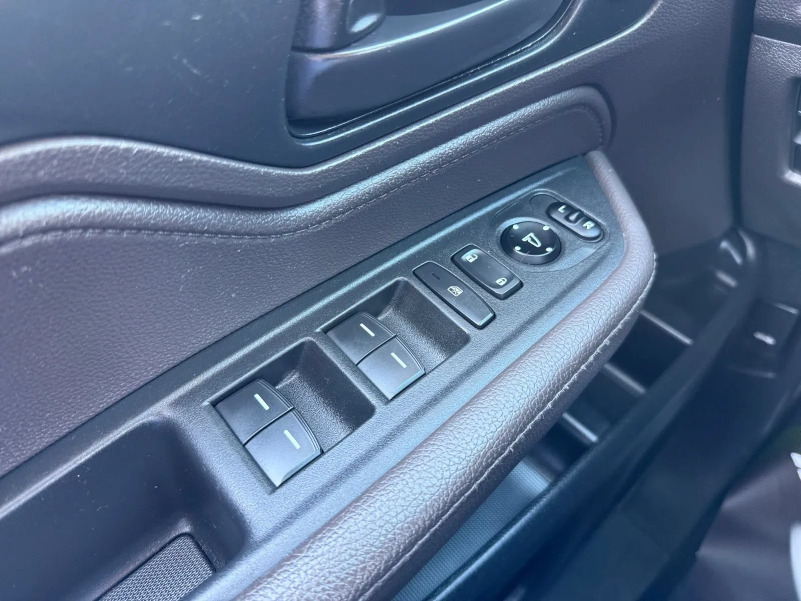Used 2018 Honda Odyssey EX-L image 40