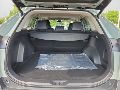 Used 2021 Toyota RAV4 XLE Premium FWD image 11