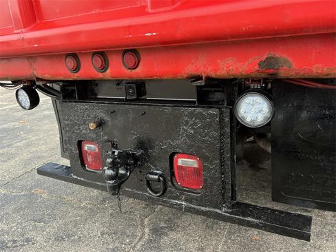 Used 2017 Ford F550 4x4 Regular Cab Super Duty image 13