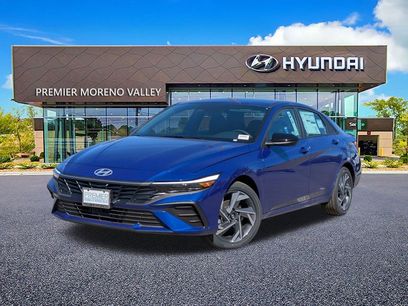 New 2025 Hyundai Elantra SEL