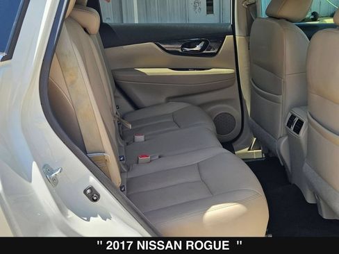 Used 2017 Nissan Rogue SL w/ SL Premium Package FWD image 27