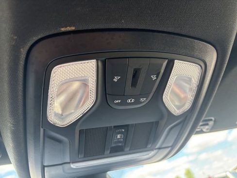 Used 2022 RAM 1500 Big Horn AWD/4WD image 11