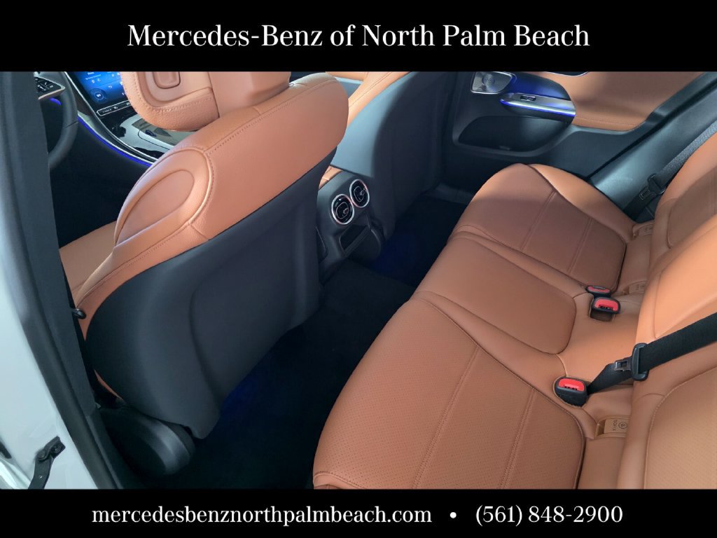 New 2027 Mercedes-Benz GLC 300 image 13