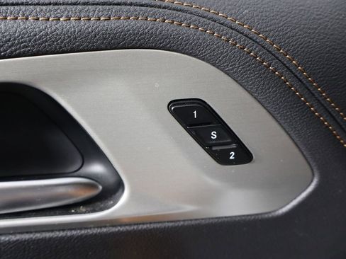 Used 2024 Chrysler Pacifica Pinnacle image 24