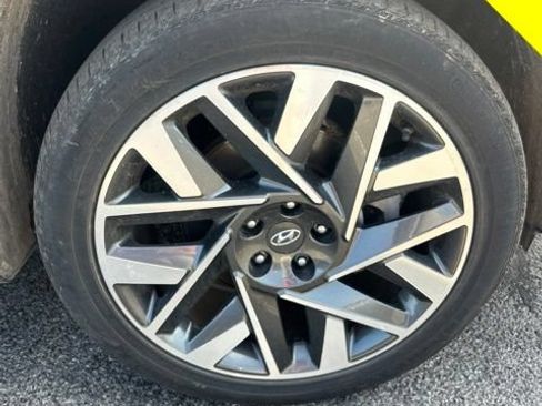 Used 2023 Hyundai Santa Fe Calligraphy AWD/4WD image 4