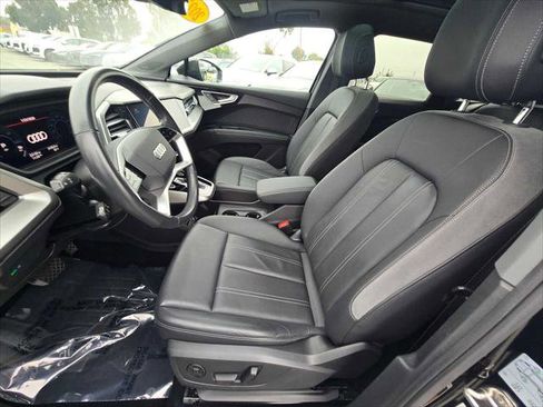 Used 2023 Audi Q4 e-tron Premium Plus w/ Premium Plus image 25