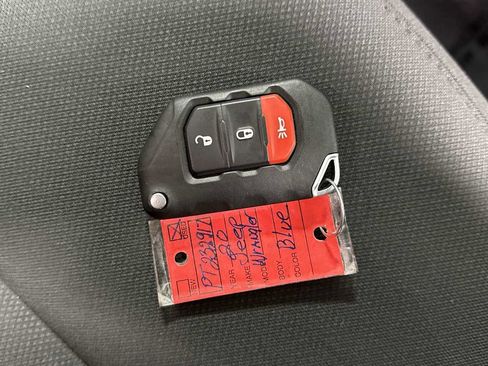 Used 2020 Jeep Wrangler Unlimited Sport S image 31