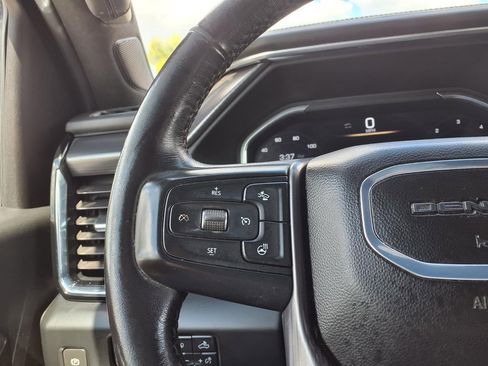 Used 2024 GMC Sierra 3500 Denali Ultimate AWD/4WD image 32