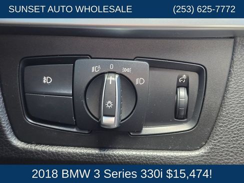 Used 2018 BMW 330i Sedan RWD image 31