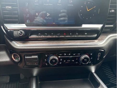 Used 2024 Chevrolet Silverado 1500 LTZ w/ Technology Package AWD/4WD image 18