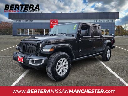 Used 2023 Jeep Gladiator Sport