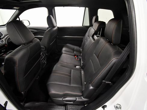 Certified 2022 Honda Passport TrailSport image 15