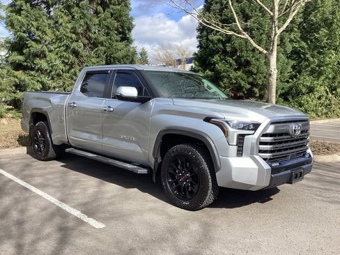 Used 2024 Toyota Tundra Limited image 6