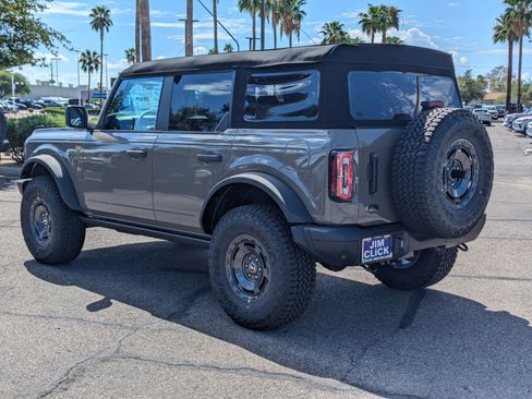 New 2025 Ford Bronco Badlands w/ Sasquatch Package image 4