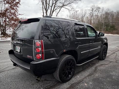 Used 2011 GMC Yukon Denali image 6