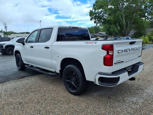 Used 2025 Chevrolet Silverado 1500 Custom w/ Turbomax Blackout Package AWD/4WD image 5