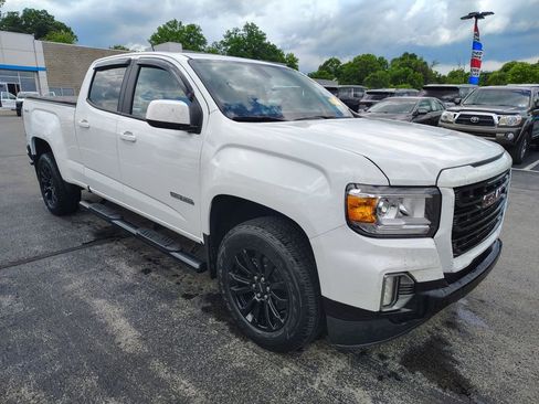 Used 2022 GMC Canyon Elevation w/ Elevation Premium Package AWD/4WD image 3