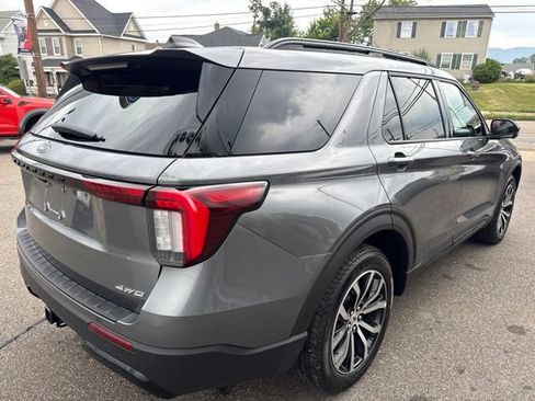 New 2026 Ford Explorer ST-Line AWD/4WD image 6