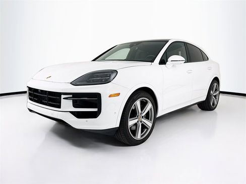 New 2025 Porsche Cayenne Coupe image 1