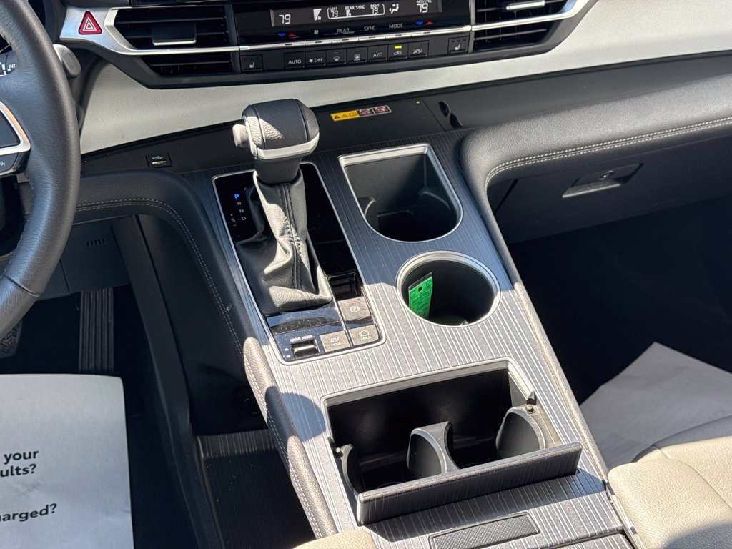 Certified 2026 Toyota Sienna XLE FWD image 27