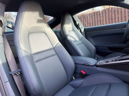 Used 2024 Porsche 911 Carrera image 25