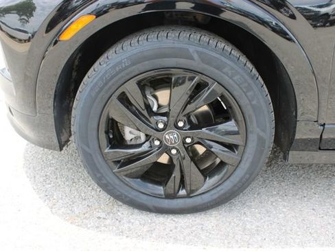 Used 2024 Buick Encore GX Sport Touring FWD image 10