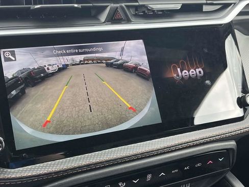 New 2026 Jeep Cherokee Limited image 24