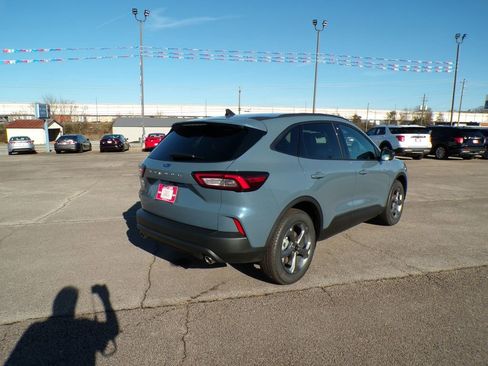 New 2026 Ford Escape ST-Line w/ Cold Weather Package image 7