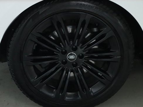 Certified 2022 Land Rover Range Rover Long Wheelbase SE image 42