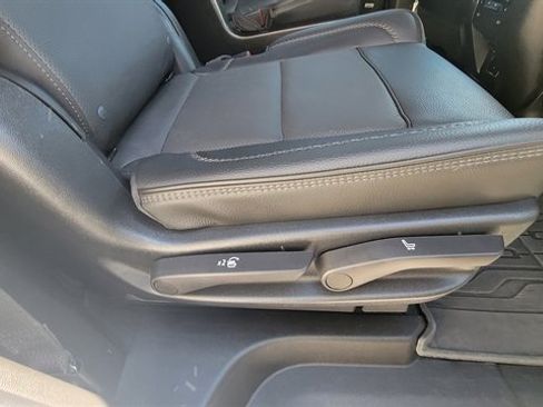 Used 2023 GMC Yukon Denali AWD/4WD image 52