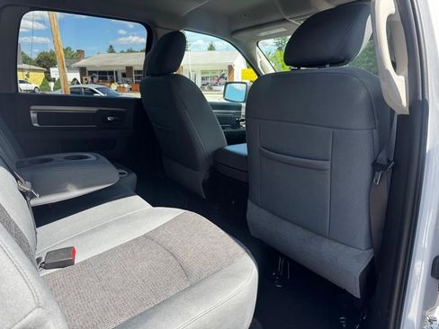 Used 2019 RAM 1500 Warlock AWD/4WD image 14