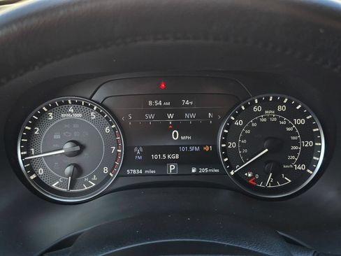 Used 2024 Nissan Armada SL w/ Captain's Chairs Package RWD image 32