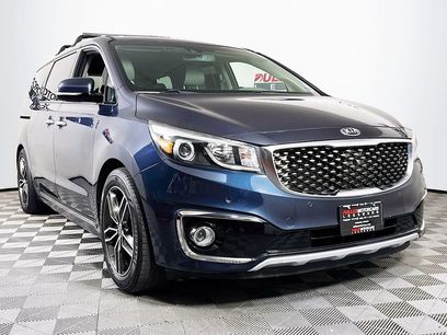 Used 2016 Kia Sedona SX Limited w/ Option Group 030