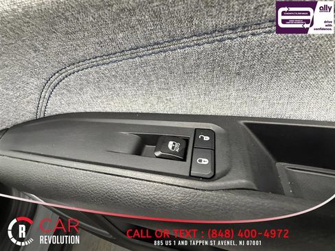Used 2024 Jeep Compass Latitude AWD/4WD image 39
