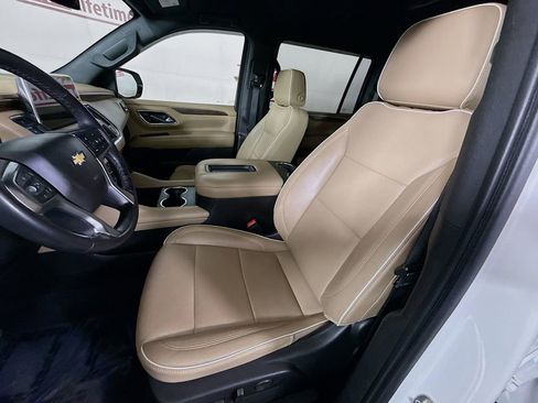 Used 2021 Chevrolet Suburban Premier image 26