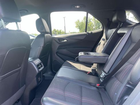 Used 2023 Chevrolet Equinox RS FWD image 11