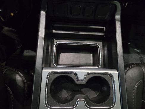 Used 2018 GMC Sierra 1500 SLT image 46