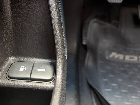 Used 2011 Acura MDX w/ Technology Package AWD/4WD image 40