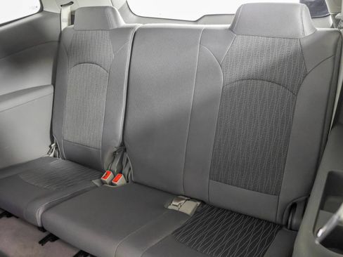 Used 2017 Chevrolet Traverse LS FWD image 36