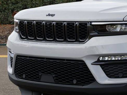 New 2025 Jeep Grand Cherokee Limited w/ Luxury Tech Group II image 11