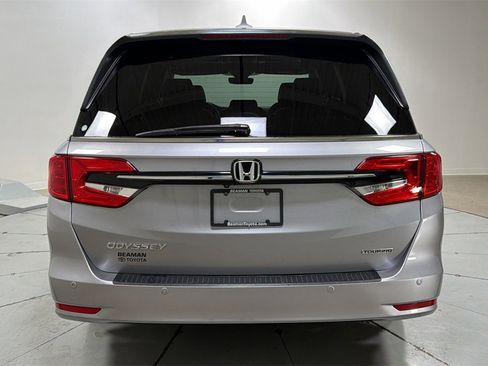 Used 2022 Honda Odyssey Touring image 4