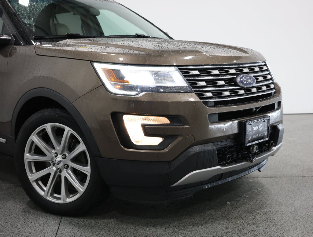 Used 2016 Ford Explorer Limited AWD/4WD image 3