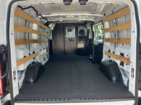 Used 2025 Ford Transit 250 Low Roof w/ Exterior Upgrade Package RWD image 27